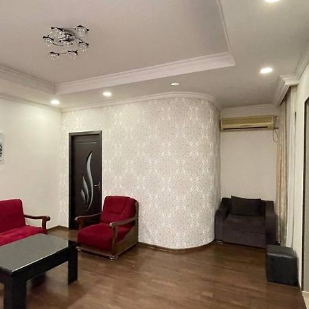 Elegant Modern Apartment Tbilisi Buitenkant foto