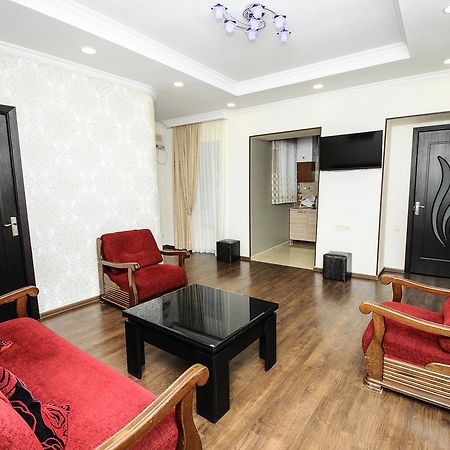 Elegant Modern Apartment Tbilisi Buitenkant foto