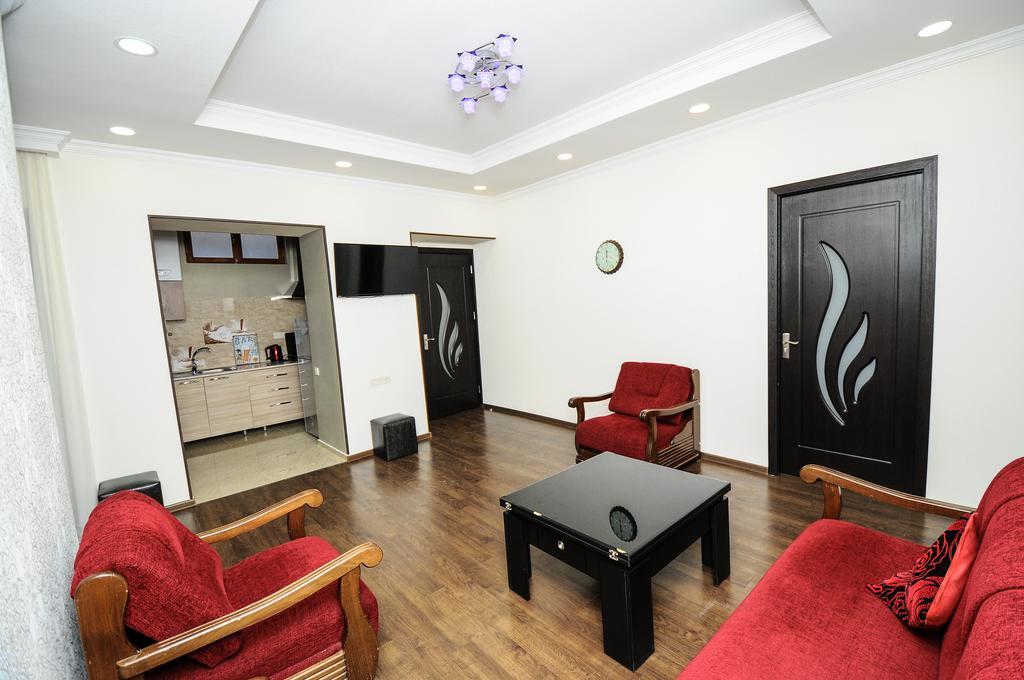 Elegant Modern Apartment Tbilisi Buitenkant foto