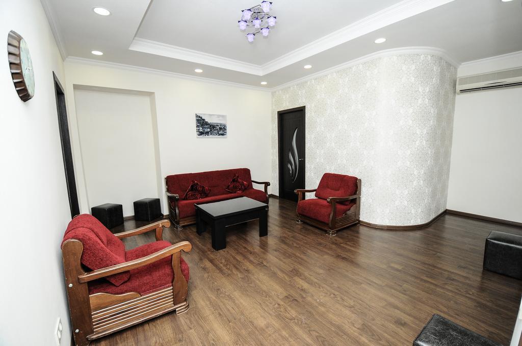 Elegant Modern Apartment Tbilisi Buitenkant foto