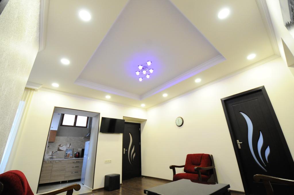 Elegant Modern Apartment Tbilisi Buitenkant foto